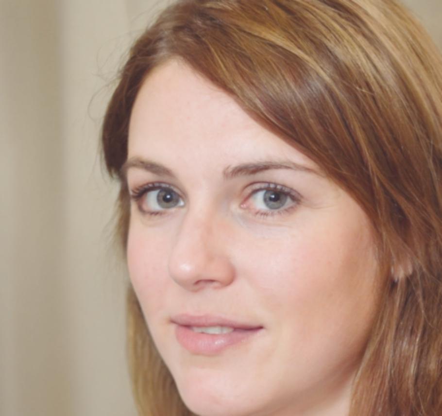 Portrait professionnel de Sophie Martineau, Directrice Stratégique chez caldravionex